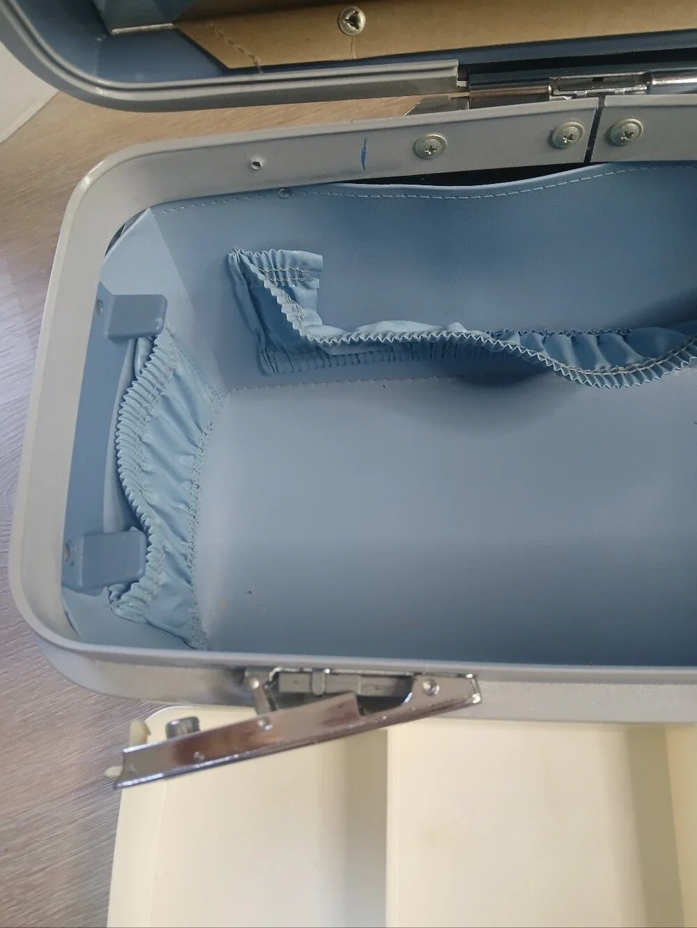 Samsonite Retro Luggage Style Vintage 50's Hard Case w/ Tray Blue Silver Tone